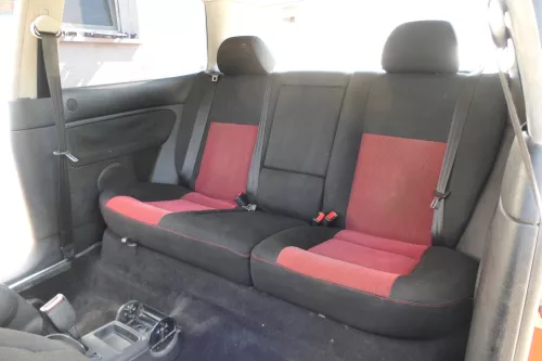 VW Golf 4 Limousine Sitz Rückbank Rücksitzbank hinten Sitze Sportsitze rot (171088)