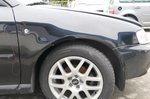 Audi A3 8L Kotflügel vorne rechts schwarz LY9B