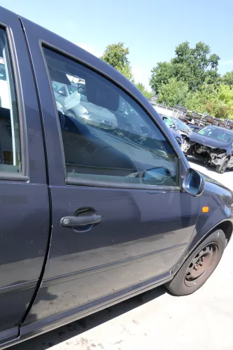 VW Golf 4 Bora Tür vorne rechts Beifahrertür 4/5-Türer+Kombi Variant grau LC7V h (171123)