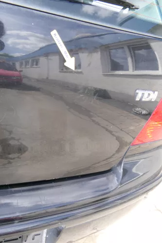 VW Polo 9N3 9N Heckklappe Kofferraumklappe Klappe schwarz L041 - Scheibe (171187)