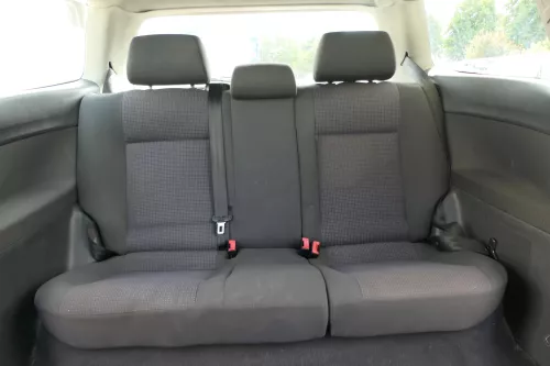 VW Polo 9N 9N3 Sitz Rückbank Sitzfläche Sitze 3 Punkt Gurt hinten mit Kopfstütze