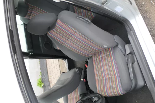 VW Fox Sitz Fahrersitz vorne links OHNEAirbag höhenverstellbar  v (171266)