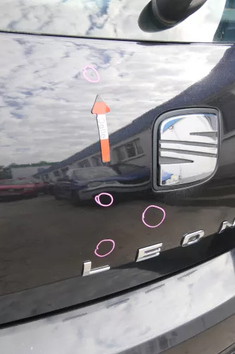 Seat Leon 1P Heckklappe Klappe hinten Kofferraumklappe schwarz LC9Z + Scheibe (171315)