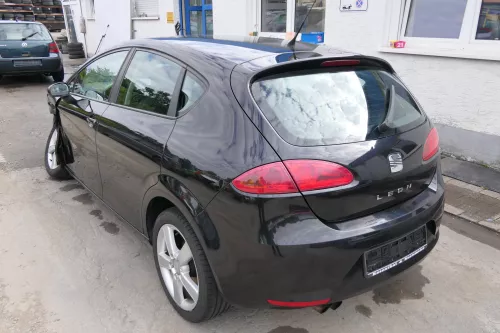 Seat Leon Altea 1P 5P Querträger hinten Aufpralldämpfer Pralldämpfer Stoßstange (171330)