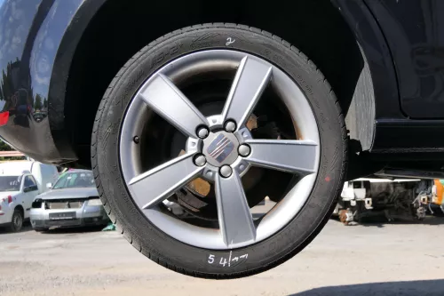 1x Seat Leon 1P Alufelge Felge Felgen 1P0601025C 1P0601149  UFV 7x17 ET54     2