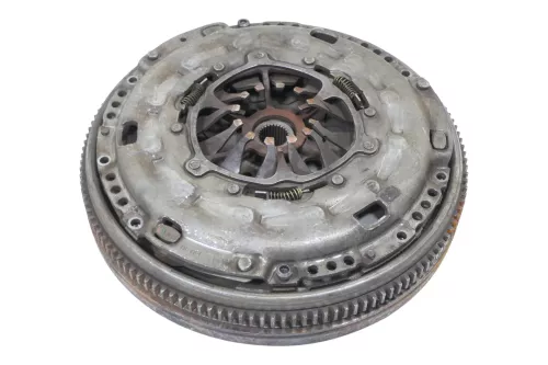VW Passat 3C Touran 5-Gang Zweimassenschwungrad 2.0 FSI 06F105266AB (171383)