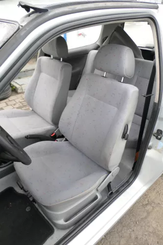 VW Polo 6N 6N2 Seat Ibiza 6K Golf 3 Sitz vorne links Fahrersitz 2/3-Türer grau (171392)