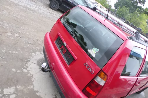 VW Polo Kombi Variant 6KV Heckklappe Klappe hinten Kofferraumklappe rot LY3D (171482)