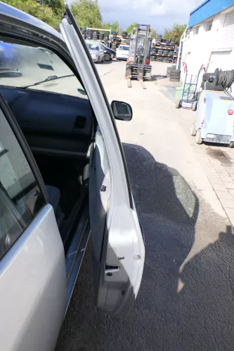 VW Lupo Seat Arosa Tür vorne rechts Beifahrertür silber grau LS7N (für elektr.Fe (171503)