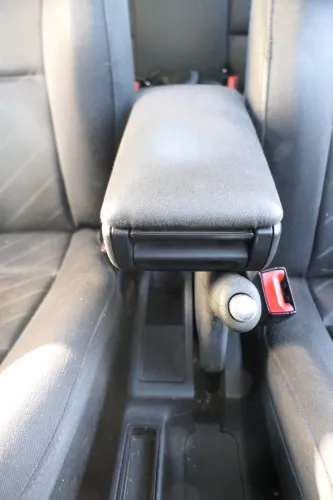 Audi A3 8L Mittelarmlehne Armlehne Lehne Mitte Original dunkel Facelift schwarz (171535)