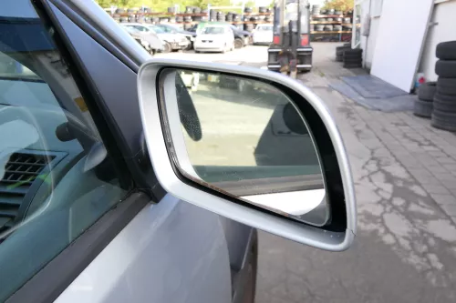 VW Polo 9N manueller Spiegel Außenspiegel rechts vorne silber LA7W (171548)