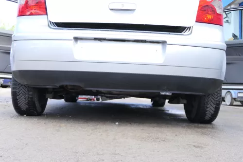 VW Polo 9N 9N3 Stoßstange Heckstoßstange hinten silber LA7W