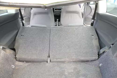 VW Polo 9N 9N3 Sitz Rückbank Sitzfläche Sitze 3 Punkt Gurt hinten mit Kopfstütze (171553)