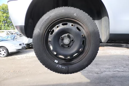 4x Polo 6R 9N Ibiza Felgen 185/60 R14 H Winterreifen M+S 6jx15 ET38 Reifen 3-6mm (171558)