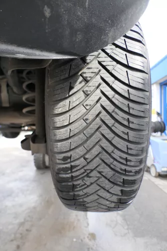 4x Polo 6R 9N Ibiza Felgen 185/60 R14 H Winterreifen M+S 6jx15 ET38 Reifen 3-6mm (171558)