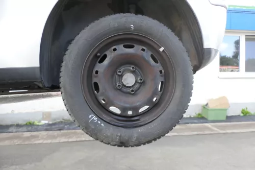 4x Polo 6R 9N Ibiza Felgen 185/60 R14 H Winterreifen M+S 6jx15 ET38 Reifen 3-6mm (171558)