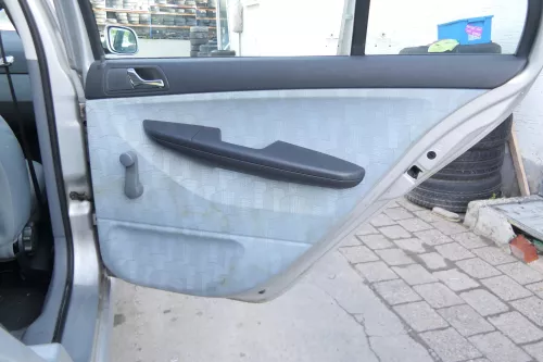 4 x Skoda Fabia 6Y Stufenheck Türverkleidung Verkleidung Tür vorn vorne links re (171569)