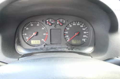 VW Golf 4 Tacho Tachometer Kombiinstrument 193.000km 1J0920801 1,4 16V 75PS 55kw