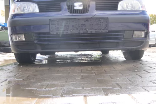 Seat Ibiza 6K Stoßstange Frontstoßstange vorne blau LB5N Facelift ab1999 Grill