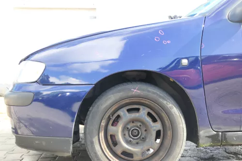 Seat Ibiza 6K Vario Kotflügel vorne links blau LB5N Facelift 1999-2002