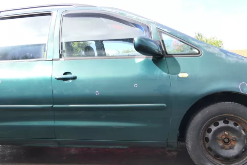 Sharan 7M Alhambra Tür rechts vorne Beifahrertür bis Bj1999 ohne Anbau grün LC6P