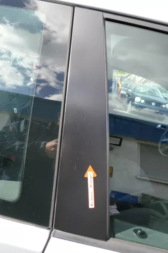 VW Polo 9N 9N3 Tür vorne rechts Beifahrertür 2/3-Türer silber LA7W ohneAnbauteil (171770)