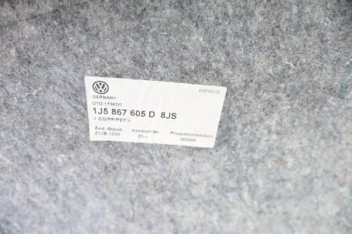 VW Bora 1J2 Limousine Heckklappenverkleidung Verkleidung Heckklappe (171803)
