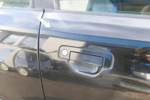 Audi A4 B5 Tür nur Türblatt vorn rechts Beifahrertür schwarz LY9B Kombi Limo (171810)