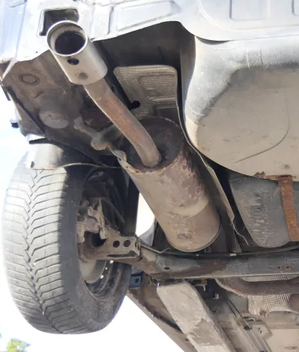 Audi A4 B5 Auspuff Endschalldämpfer hinten Endtopf 1,8 ADR 92kw AFY