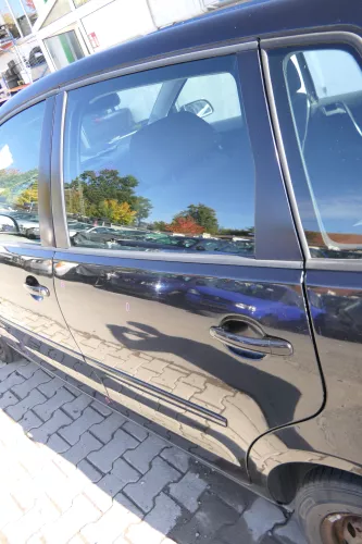 VW Polo 9N 9N3 Tür hinten links 4/5-Türer schwarz LC9Z - ohne Anbauteile (171824)