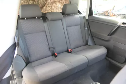 VW Polo 9N 9N3 Sitz Rückbank Sitzfläche Sitze 3 Punkt Gurt hinten mit Kopfstütze (171833)