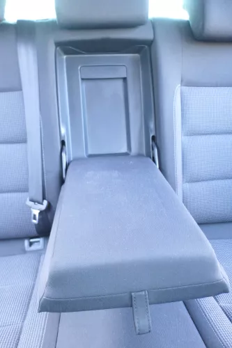 Golf 6 5K Sitz Sitze hinten Rückbank Rücksitzbank 3 Punkt Gurt Lehne OHNE-Kopfs (171894)