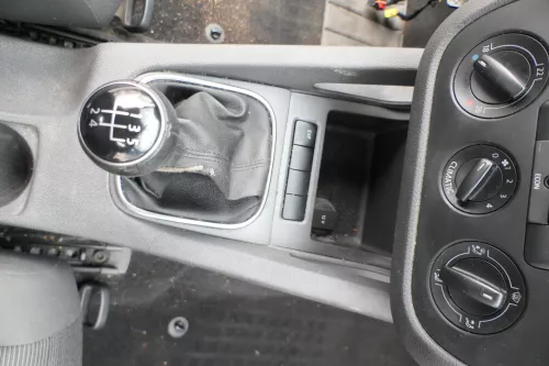 Golf 5 Schaltknauf Schaltsack Schaltung Schaltknüppel Leder 5-Gang 1K0711113CD