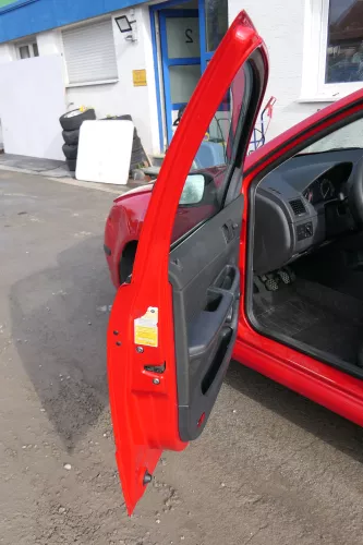 Fabia 6Y Kombi + Limousine Tür vorne links Fahrertür rot LF3K ohneAnbauteile (171948)