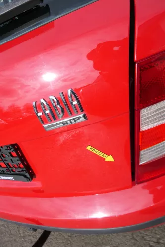 Skoda Fabia 6Y6 Schrägheck Heckklappe Kofferraumklappe hinten rot LF3K (171949)