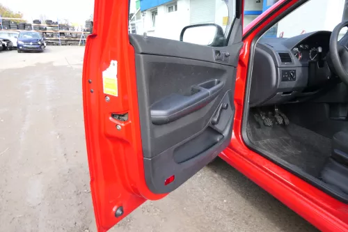 1 x Skoda Fabia 6Y Türverkleidung Verkleidung Tür vorn vorne links schwarz onyx (171955)