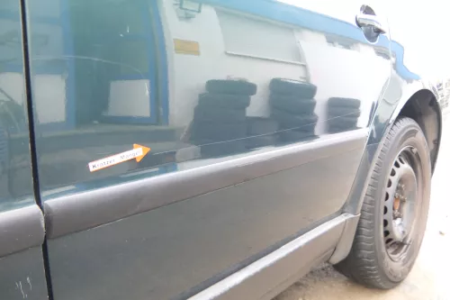 VW Passat 3B 3BG Limousine Tür hinten links grün LC6N (171973)