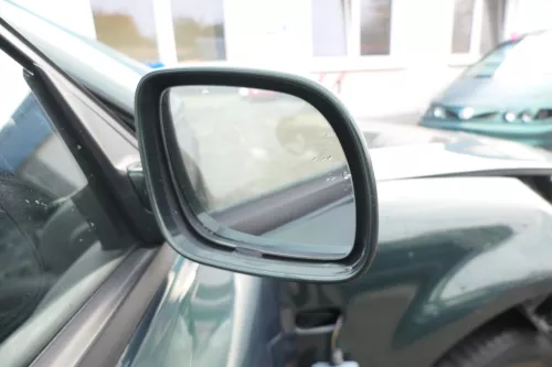 VW Passat 3BG 3B elektrischer Spiegel Außenspiegel rechts grün LC6N (171977)