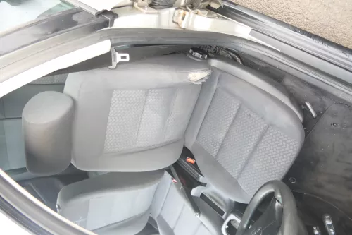 Audi A4 B5 Sitz Fahrersitz vorne links höhenverstellbar  (172003)