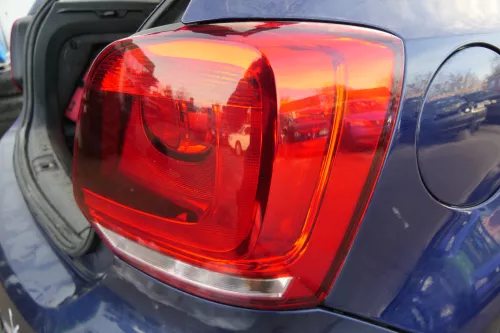 VW Polo 6R Rücklicht hinten rechts 6R0945096AH Rückleuchte Lampenträger orig (172376)