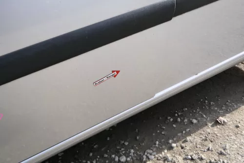 Seat Ibiza 6L Tür Fahrertür 2/3-Türer vorne links silber grau LS7N ohne Anbautei (172419)