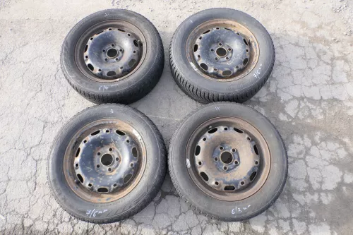 4x Polo 6R 9N Ibiza Felgen 185/60 R14 H Winterreifen M+S 6jx15 ET38 Reifen 3-7mm