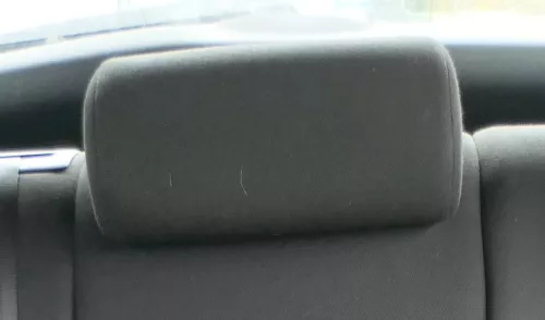 Skoda Octavia 1Z Sitz hinten in der Mitte Kopfstütze Kopfstützen schwarz