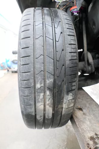 VW Polo 9N 6R Felgen Reifen 195/55 R15 85H Sommerreifen ca. 4-6mm (172664)