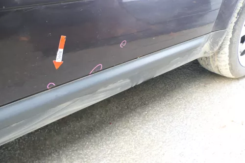 Audi A6 4B C5 Tür nur Türblatt vorne rechts Beifahrertür lila blau LZ4V (172693)