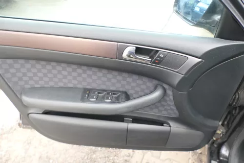 4x A6 4B Türverkleidung Verkleidung Tür vorne hinte links rechts onyx (172697)