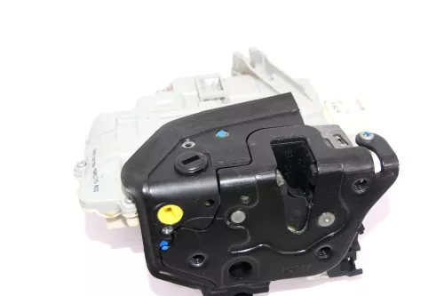 Audi A3 8V A4 8K Q7 Stellmotor Tür Türschloß mit ZV hinten links 8K0839015C /F (172748)