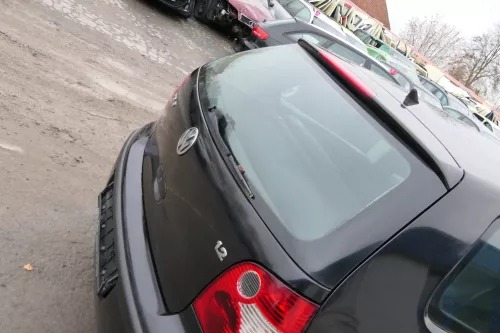 VW Polo 9N3 9N Heckklappe Kofferraumklappe Klappe schwarz LC9Z - Scheibe (172887)