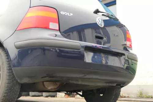 VW Golf 4 Limousine Stoßstange hinten Heckstoßstange Stoßfänger blau LA5G (172911)