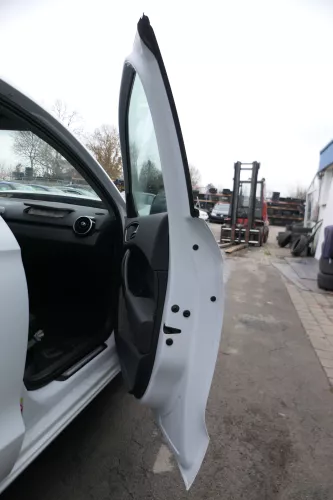 Audi A1 8X Tür Türblatt vorne rechts Beifahrertür Rahmen weiß LS9R 4/5-Türer (172932)